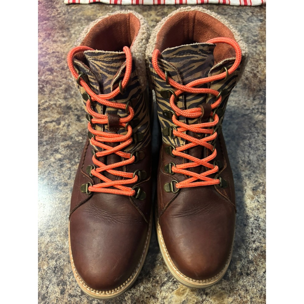 TOMS Mesa Brown‎ Leather Tiger Print Faux Shearling Lace Up Boots Womens 9
